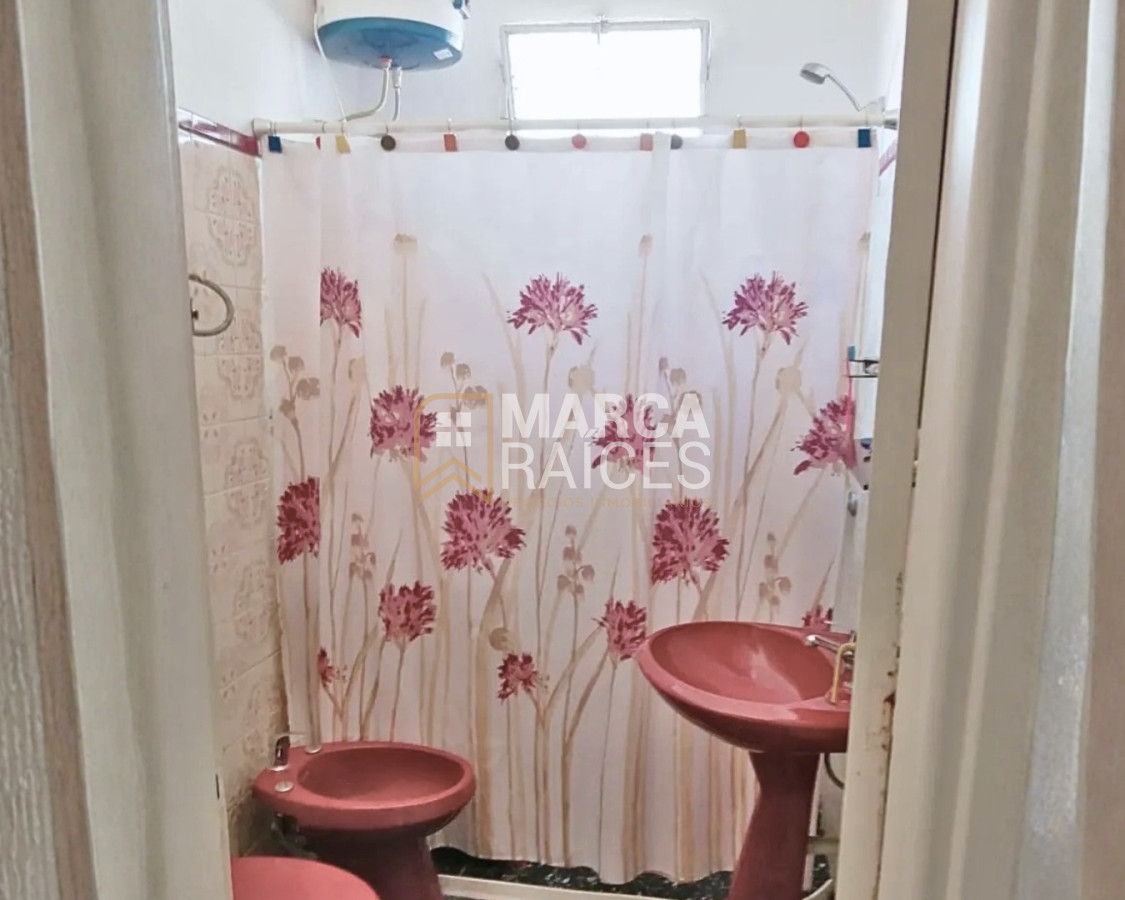 Casa ID.1726 - Venta Casa 4 Dormitorios 2 Baños Garage Patio Beldevere Montevideo