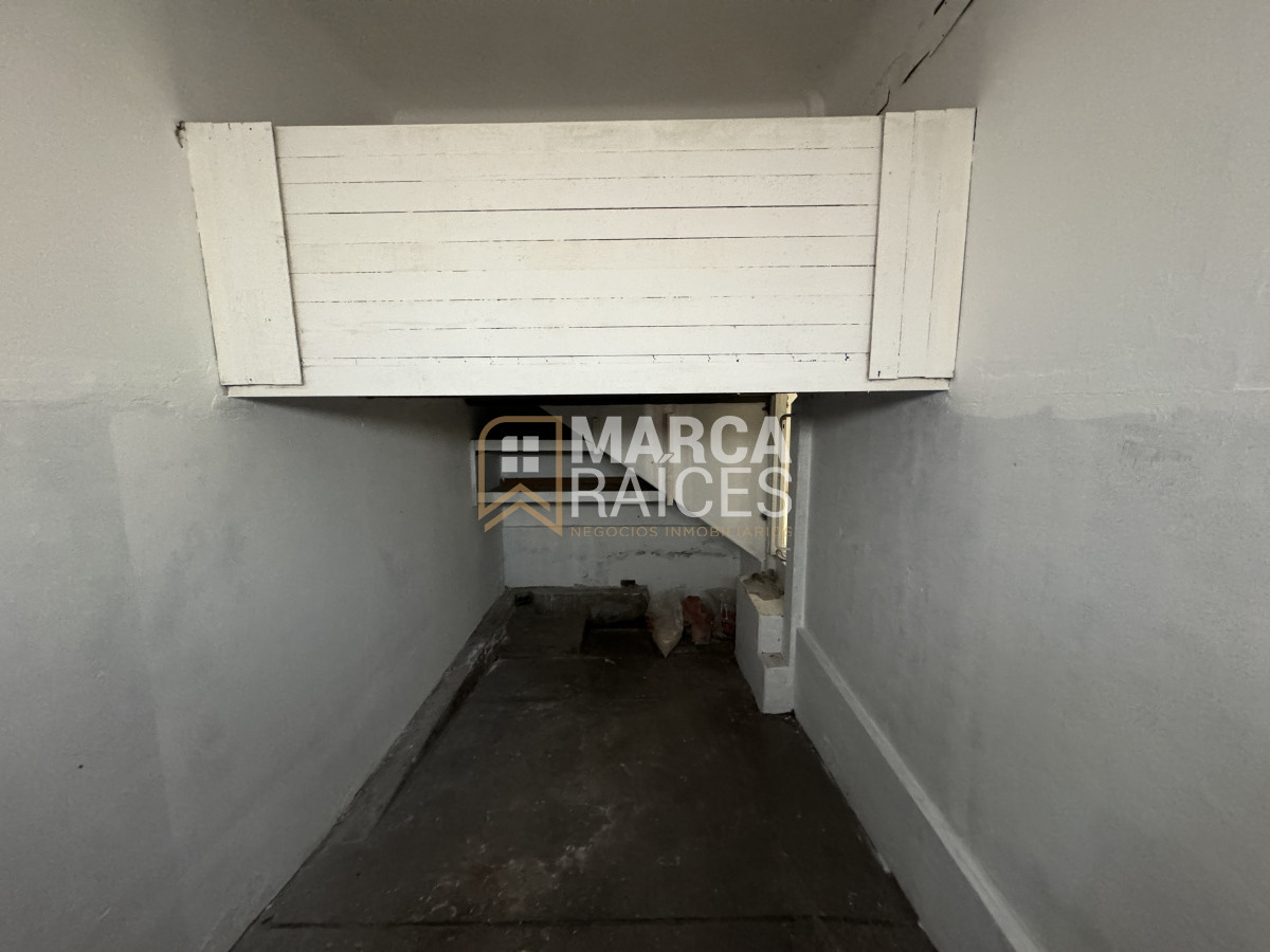 Casa ID.794 - Venta Casa 2 pisos 4 Dormitorios 2 Baños Garage Parque Rodo