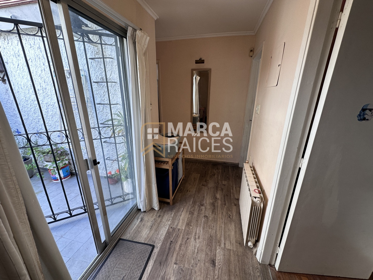 Casa ID.1073 - Venta Casa 4 Dormitorios 3 Baños Patio con Parrillero Parque Batlle Montevideo