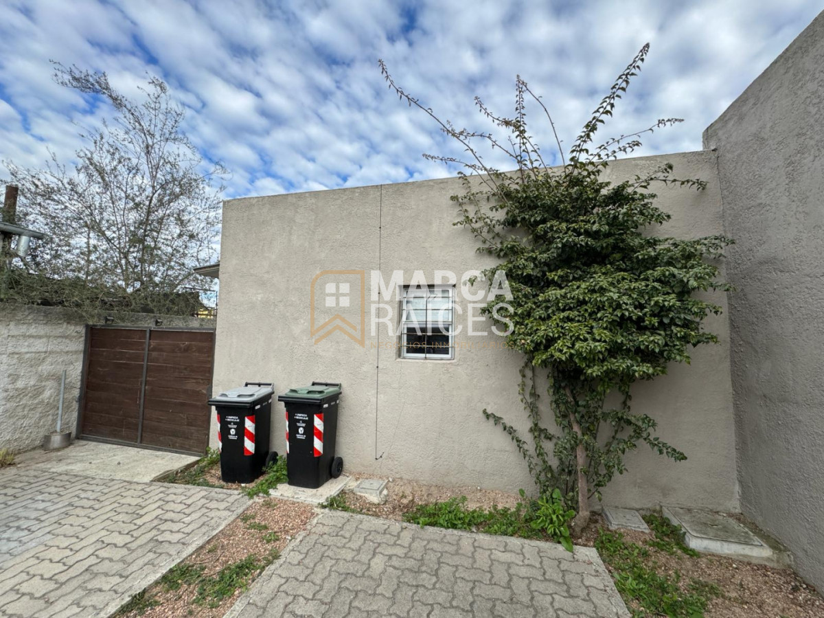 Casa ID.2104 - Venta 5 Propiedades con Renta Padron Unico Ciudad de La Costa Sur Canelones