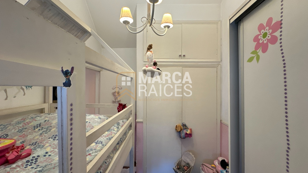 Casa ID.1073 - Venta Casa 4 Dormitorios 3 Baños Patio con Parrillero Parque Batlle Montevideo