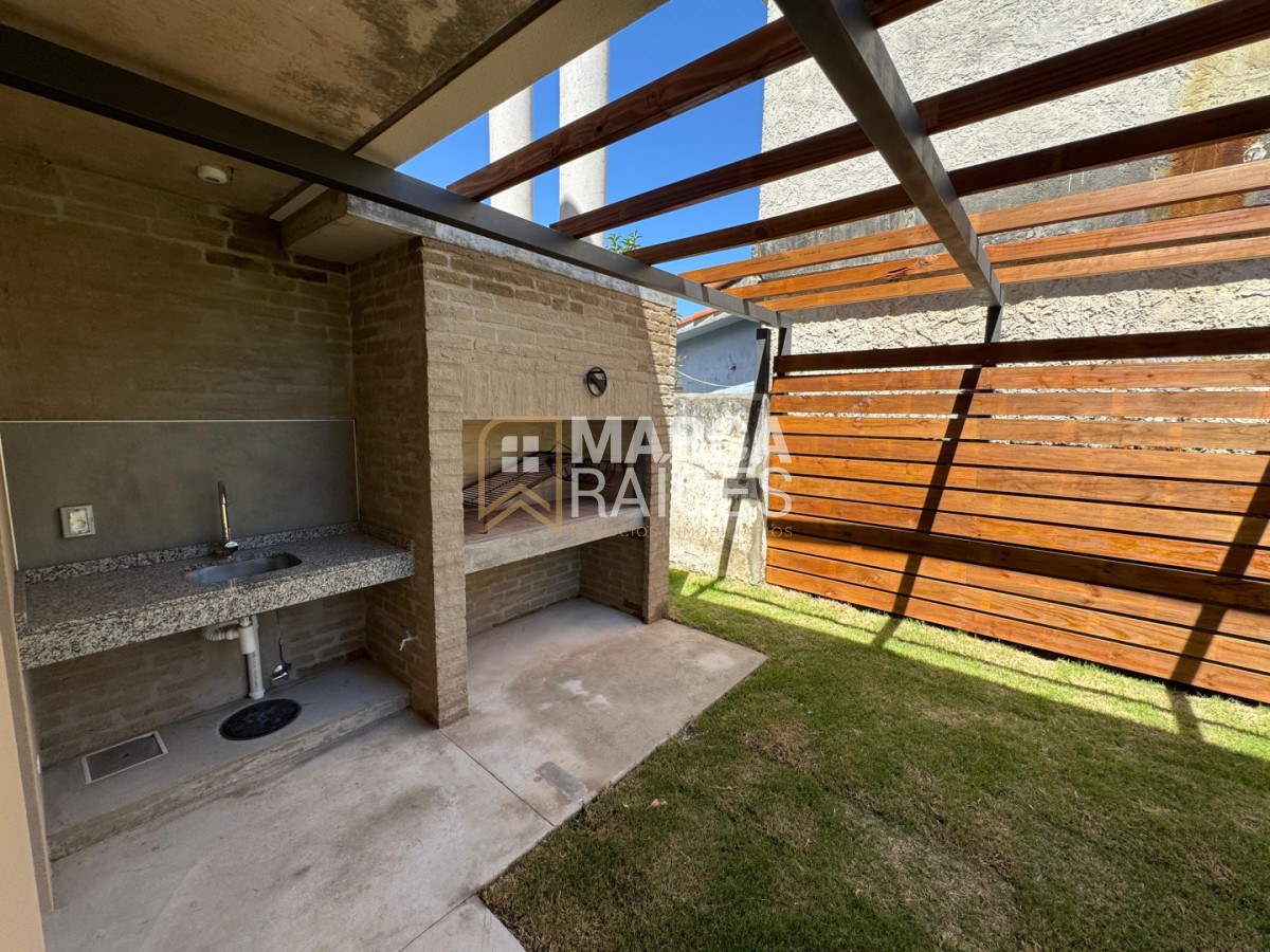 Casa ID.1508 - Venta Casa 3 Dormitorios en Ciudad de la Costa - Jardín Privado - Ley de Vivienda Promovida Aptas Banco Cochera Doble Canelones