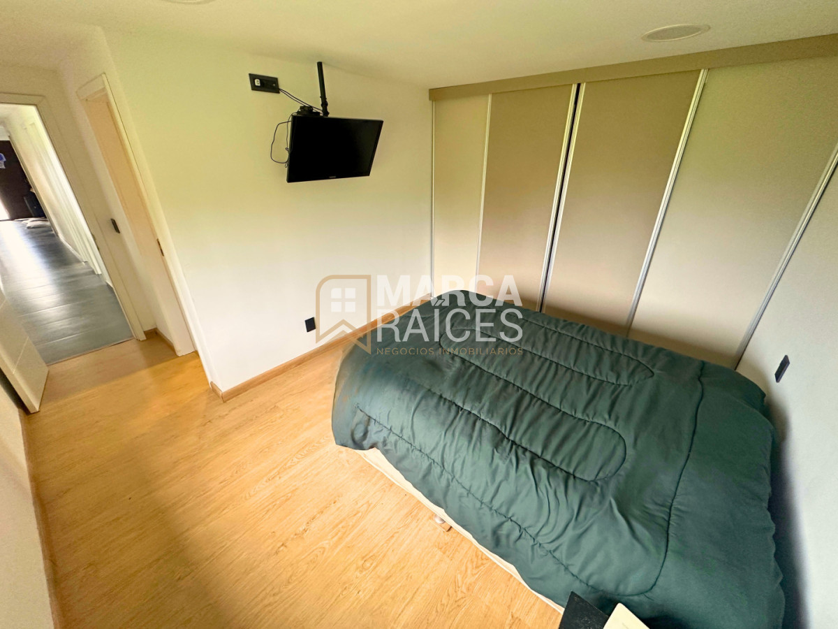 Casa ID.1721 - Venta Casa Premium 4 Dormitorios 2 Baños Cumbres de Carrasco (Barrio Privado) Canelones