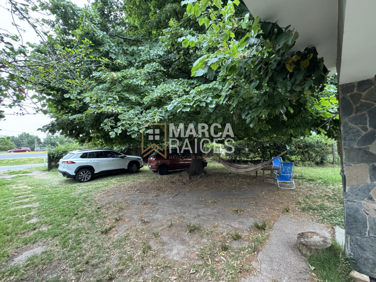 Casa ID.1775 - Venta Casa 2 Dormitorios Gran Terreno Ruta Interbalnearia y Marquez Castro Solymar