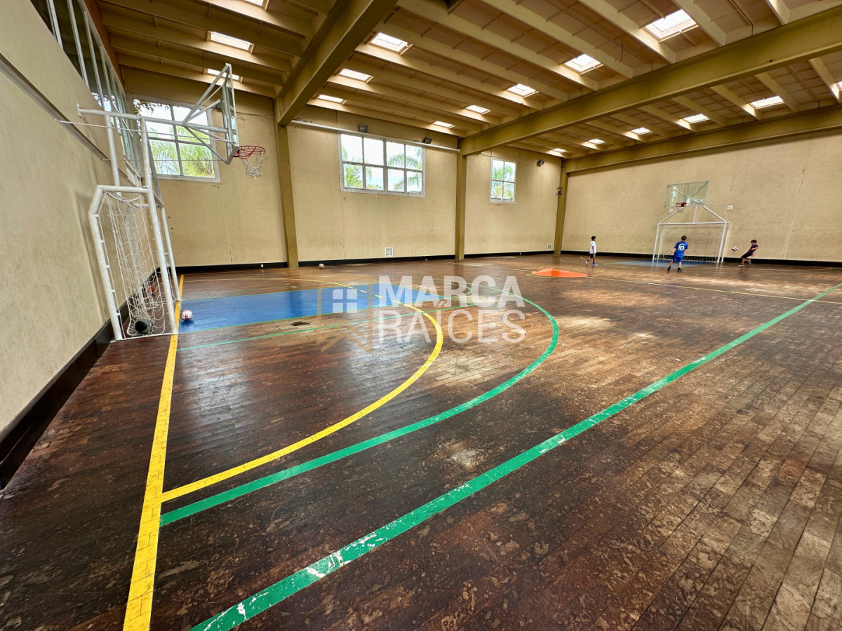 Casa ID.1721 - Venta Casa Premium 4 Dormitorios 2 Baños Cumbres de Carrasco (Barrio Privado) Canelones