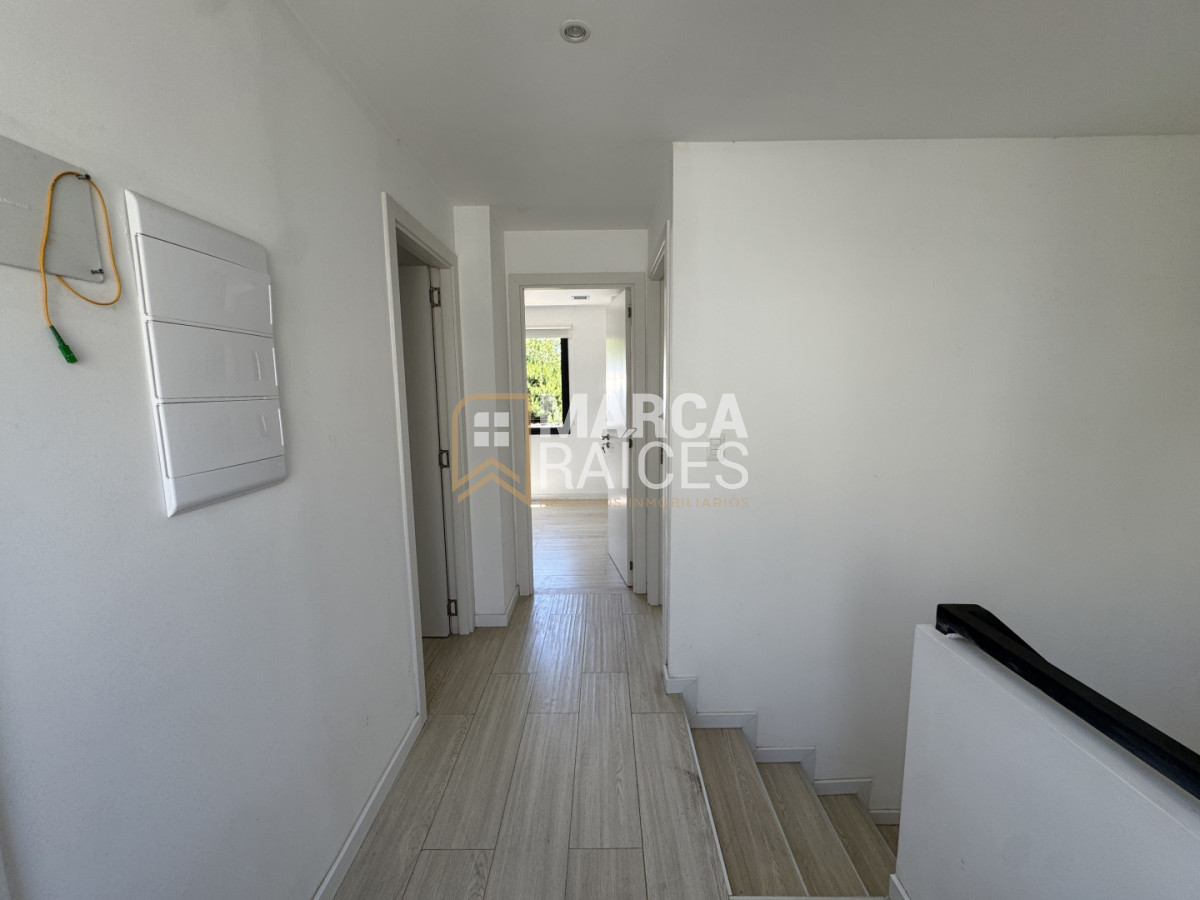 Casa ID.1661 - Alquiler Casa Comoda 3 dormitorios en condominio cerrado con seguridad Carrasco Montevideo