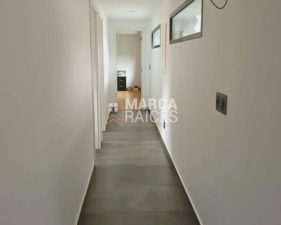 Casa ID.1721 - Venta Casa Premium 4 Dormitorios 2 Baños Cumbres de Carrasco (Barrio Cerrado) Canelones