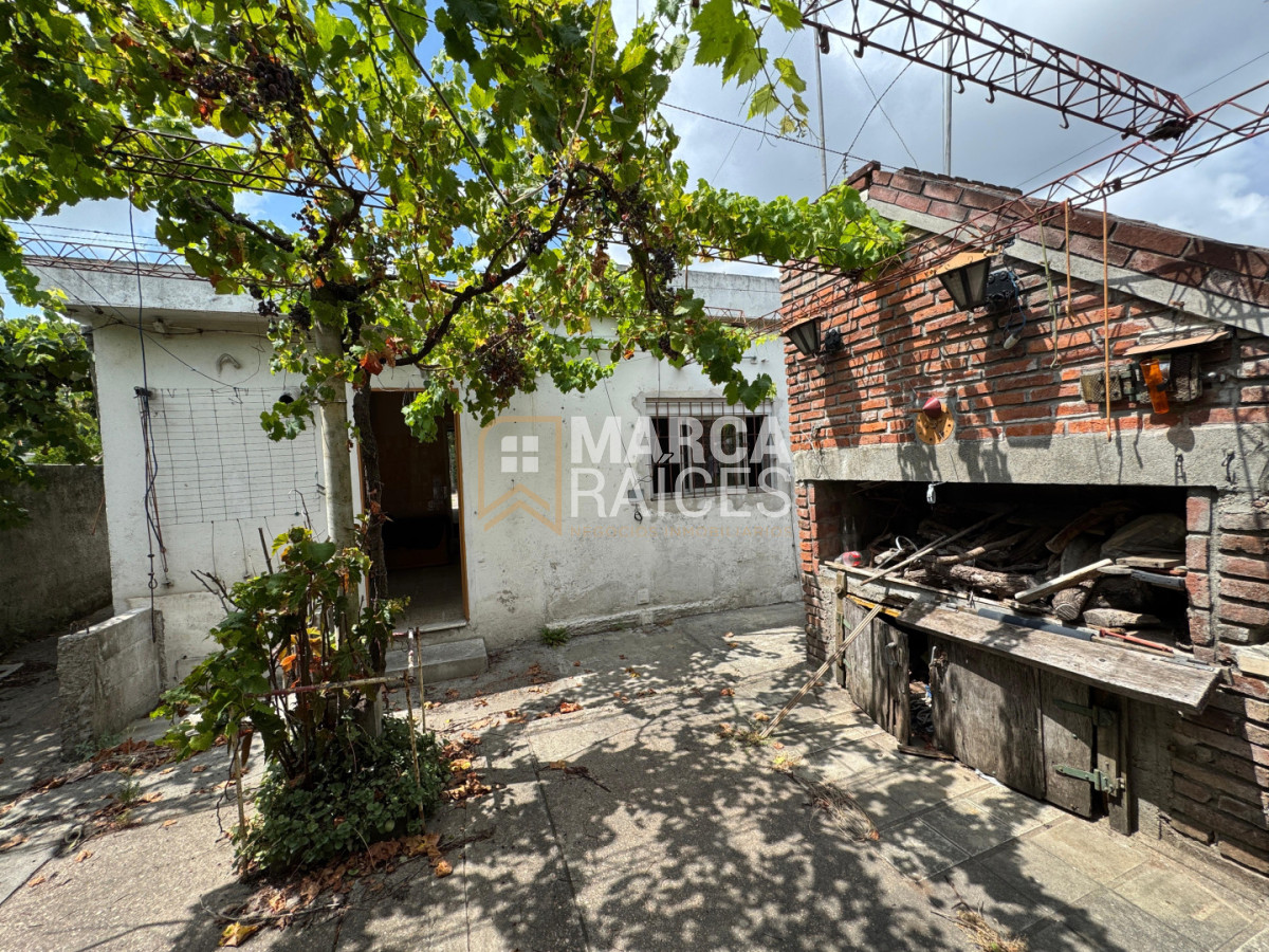 Casa ID.1843 - Venta Casa 3 Dormitorios Patio Cochera Parrillero A Reciclar Abayuba Montevideo