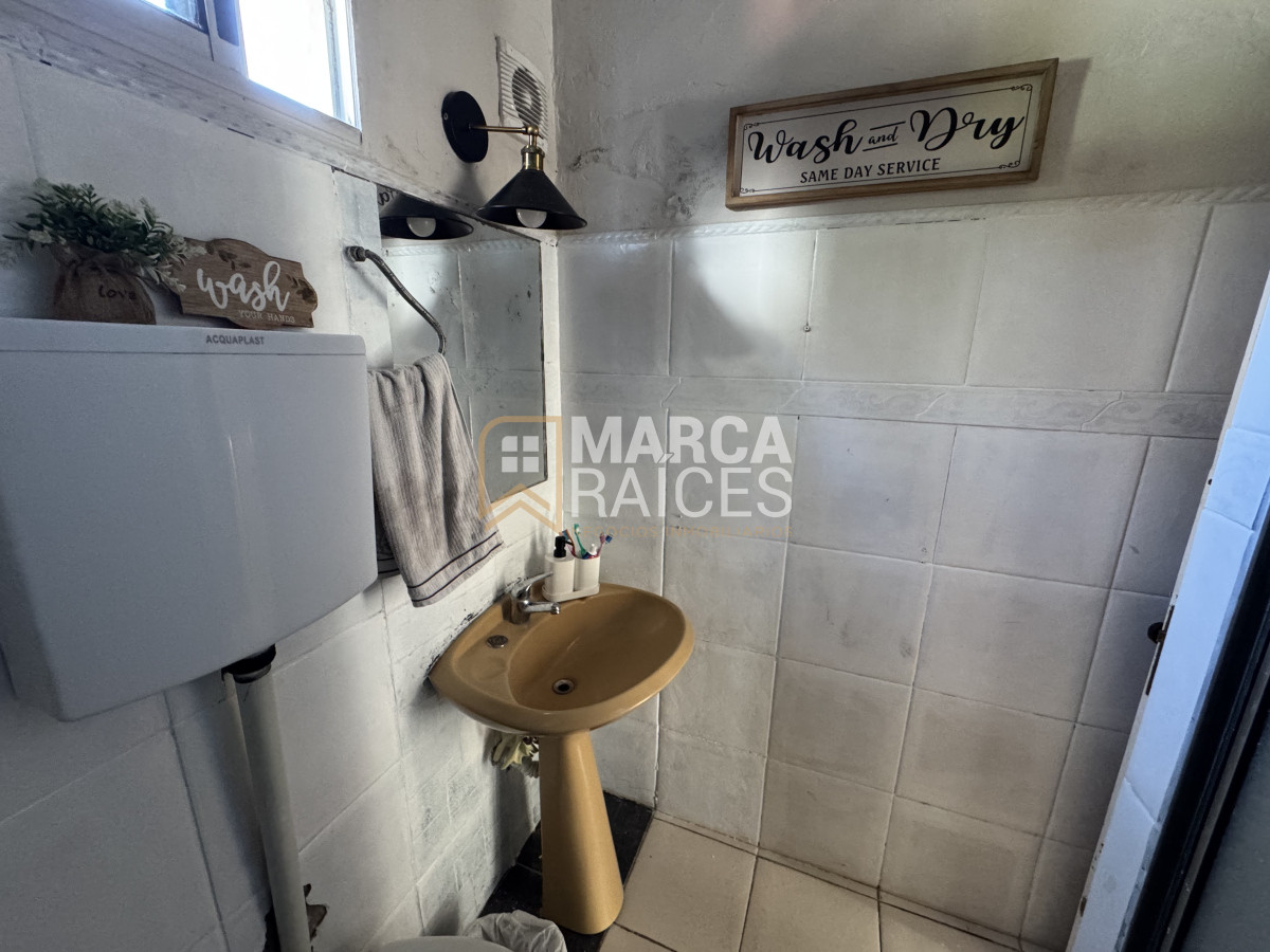 Casa ID.1562 - Venta Casa 3 Dormitorios en Terreno de 580 m2 Flor de Maroñas Montevideo