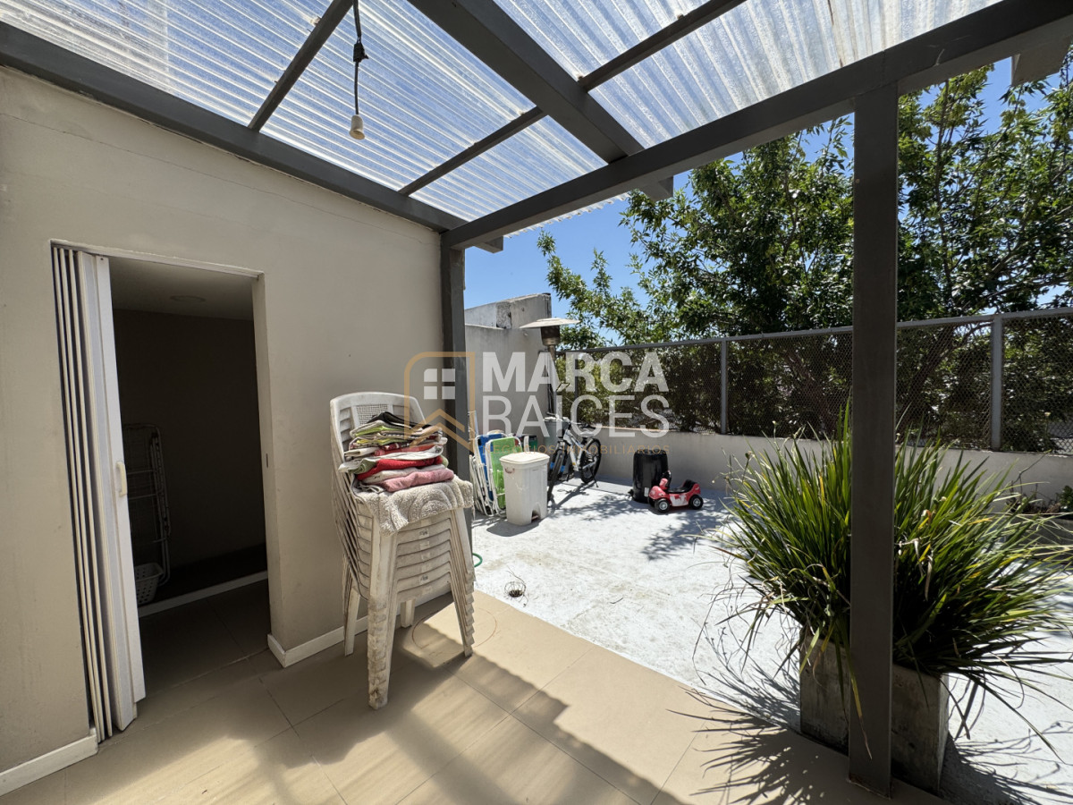 Casa ID.448 - Venta Casa 3 Dormitorios 2 Baños Patio Parrillero Reciclada Completamente y Amoblada Buceo Montevideo