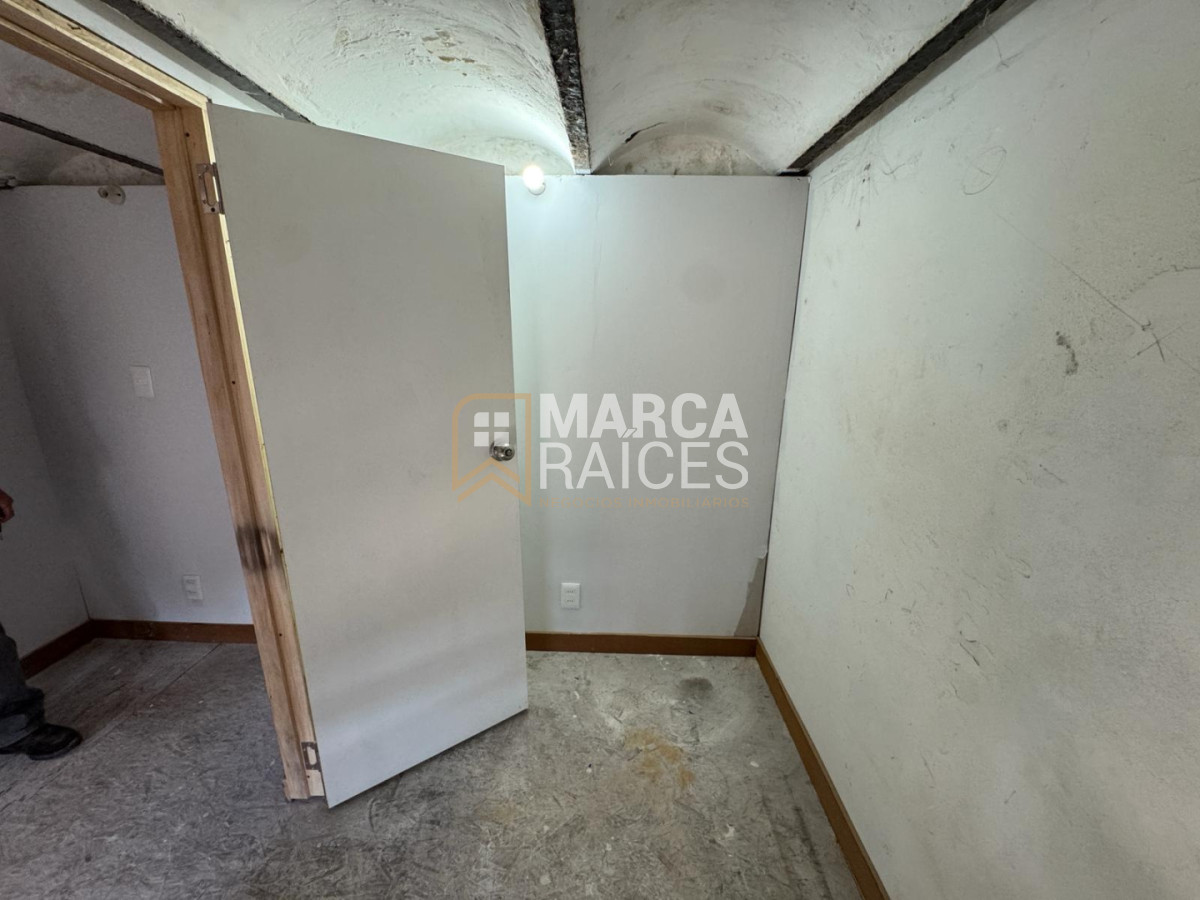 Casa ID.2045 - Alquiler Casa 3 Dormitorios 1 Baño Jacinto Vera Montevideo