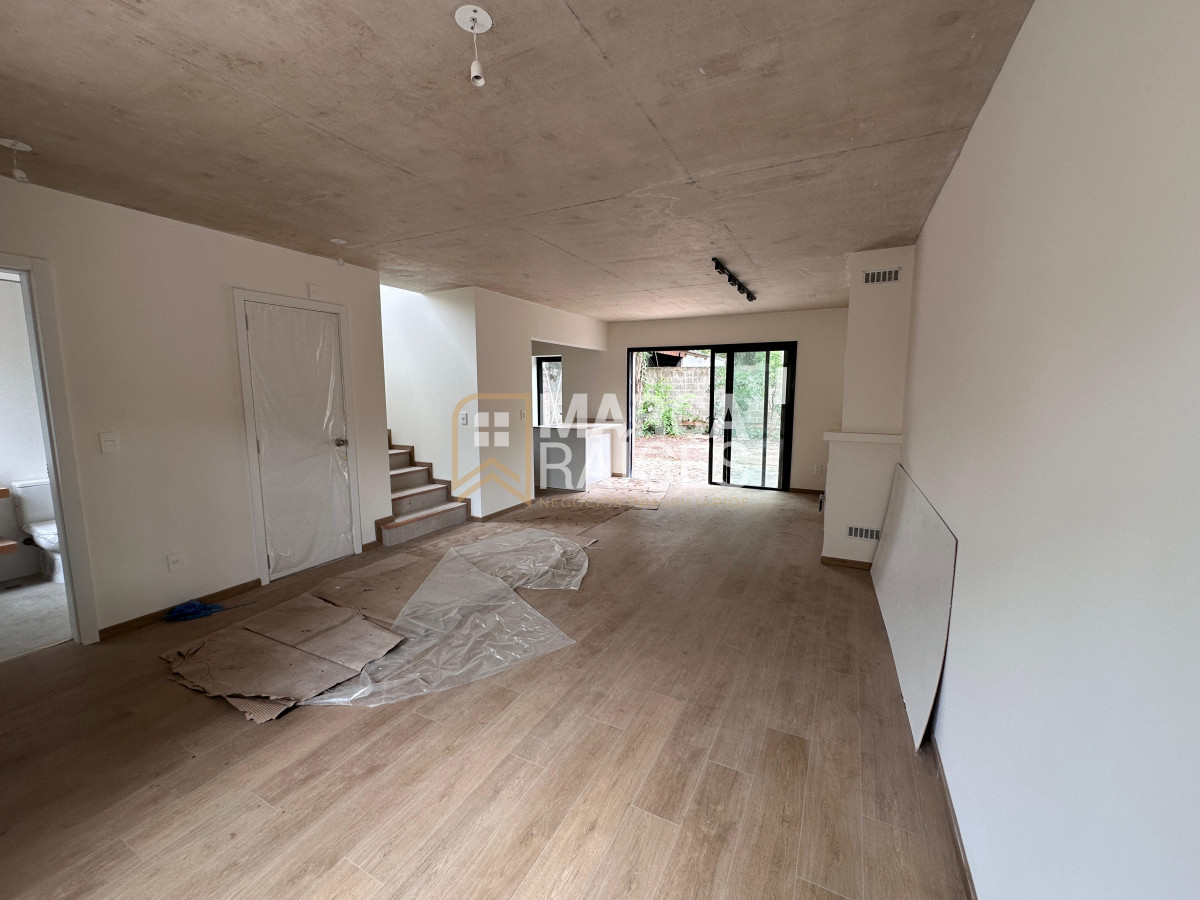Casa ID.1331 - Venta casa de 3 dormitorios 2 baños parrillero y cochera en complejo privado a estrenar Prado Montevideo