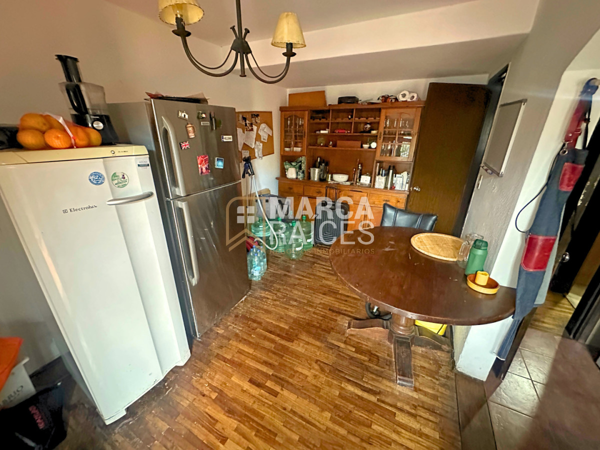 Casa ID.1907 - Venta Casa PH 3 Dormitorios 2 Baños 2 Pisos 4 Garages Parrillero Carrasco Sur Montevideo