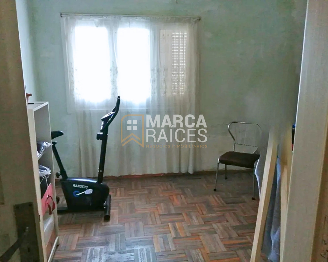 Casa ID.1726 - Venta Casa 4 Dormitorios 2 Baños Garage Patio Beldevere Montevideo