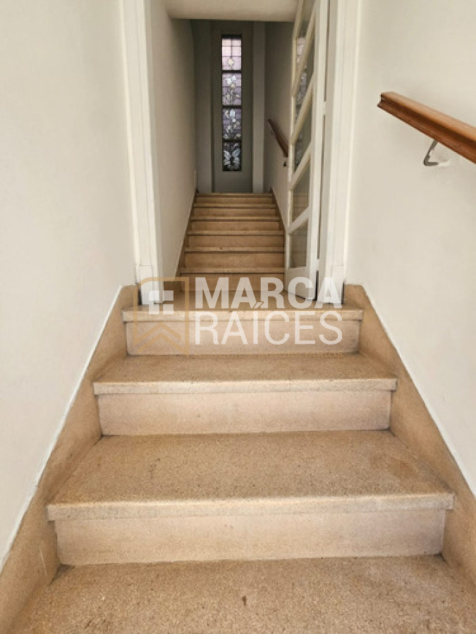 Casa ID.1735 - Venta Casa de Altos 3 Dormitorios + Parrillero Tres Cruces Montevideo