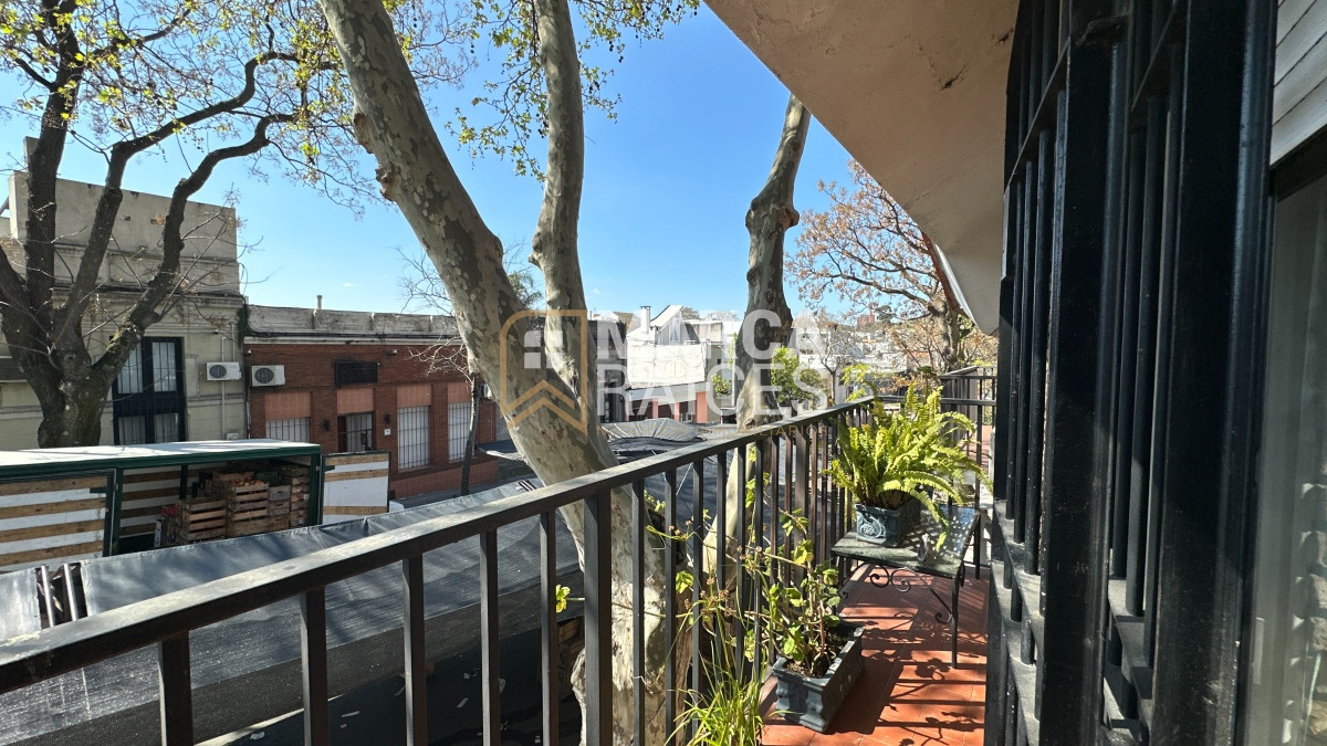 Casa ID.1073 - Venta Casa 4 Dormitorios 3 Baños Patio con Parrillero Parque Batlle Montevideo