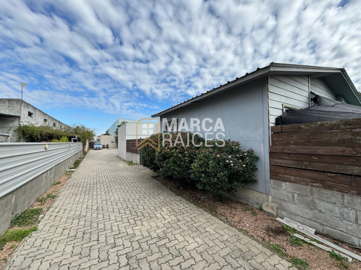 Casa ID.2104 - Venta 5 Propiedades con Renta Padron Unico Ciudad de La Costa Sur Canelones