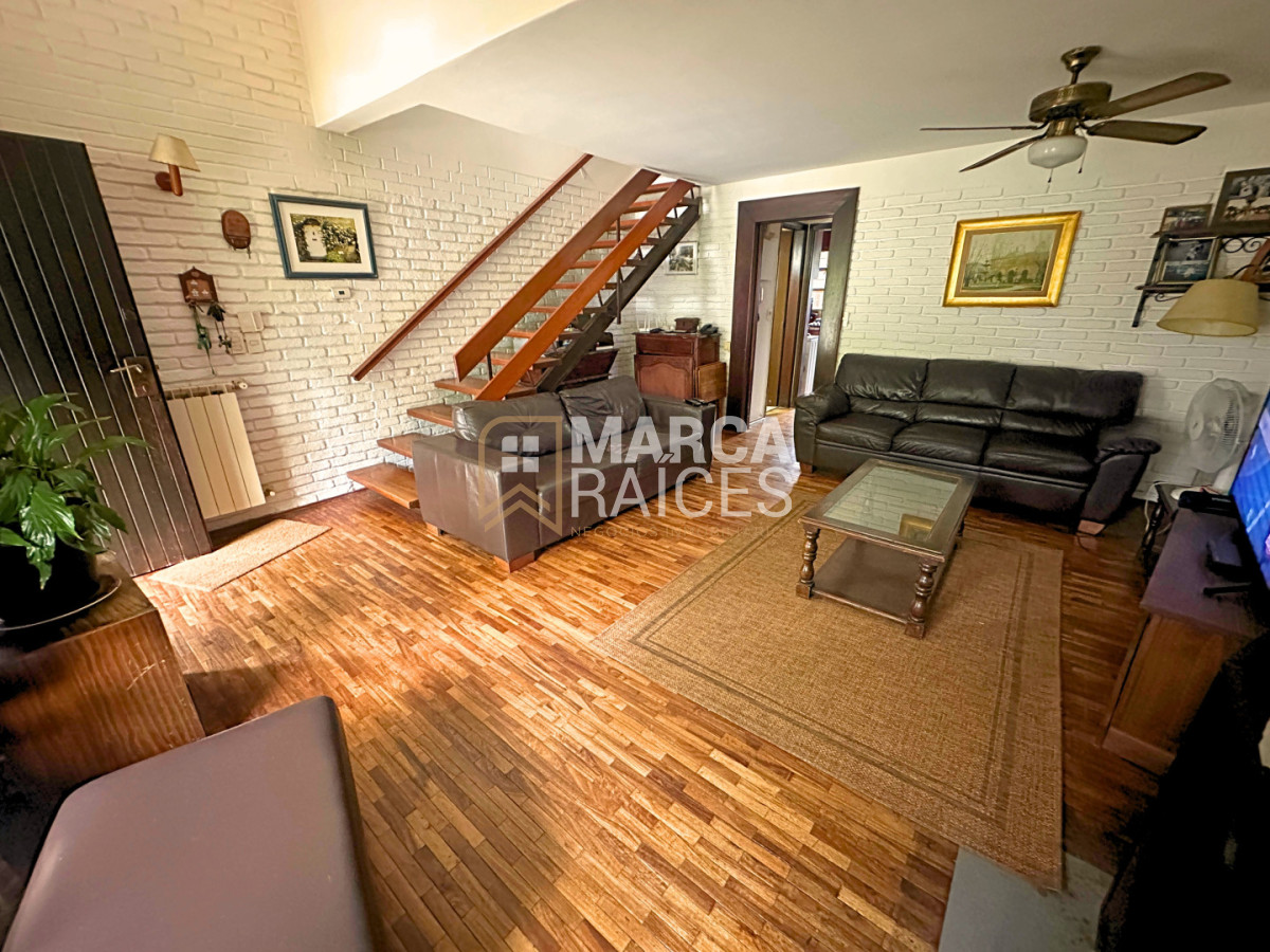 Casa ID.1907 - Venta Casa PH 3 Dormitorios 2 Baños 2 Pisos 4 Garages Parrillero Carrasco Sur Montevideo