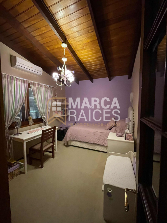 Casa ID.899 - Venta Casa 4 Dormitorios 3 Baños 3 Garage Punta Carretas Montevideo 