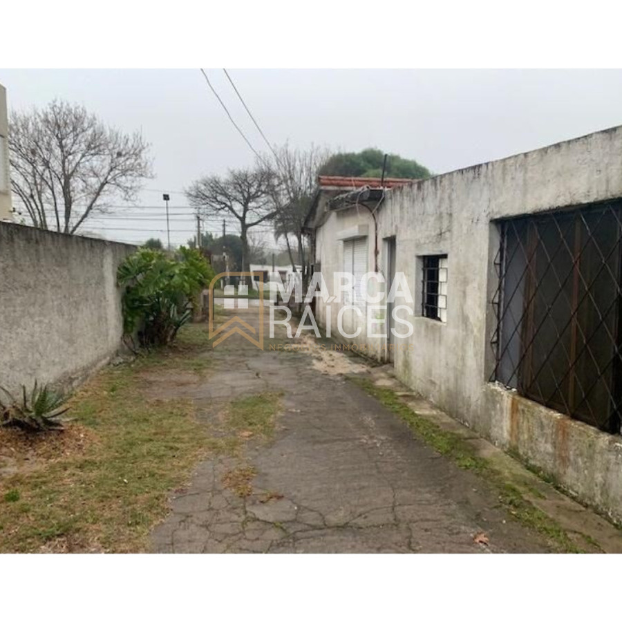 Casa ID.1231 - Venta Terreno Con Construcciones Carrasco Norte Montevideo