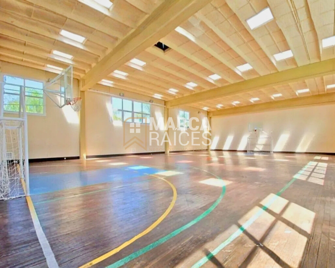 Casa ID.1721 - Venta Casa Premium 4 Dormitorios 2 Baños Cumbres de Carrasco (Barrio Cerrado) Canelones