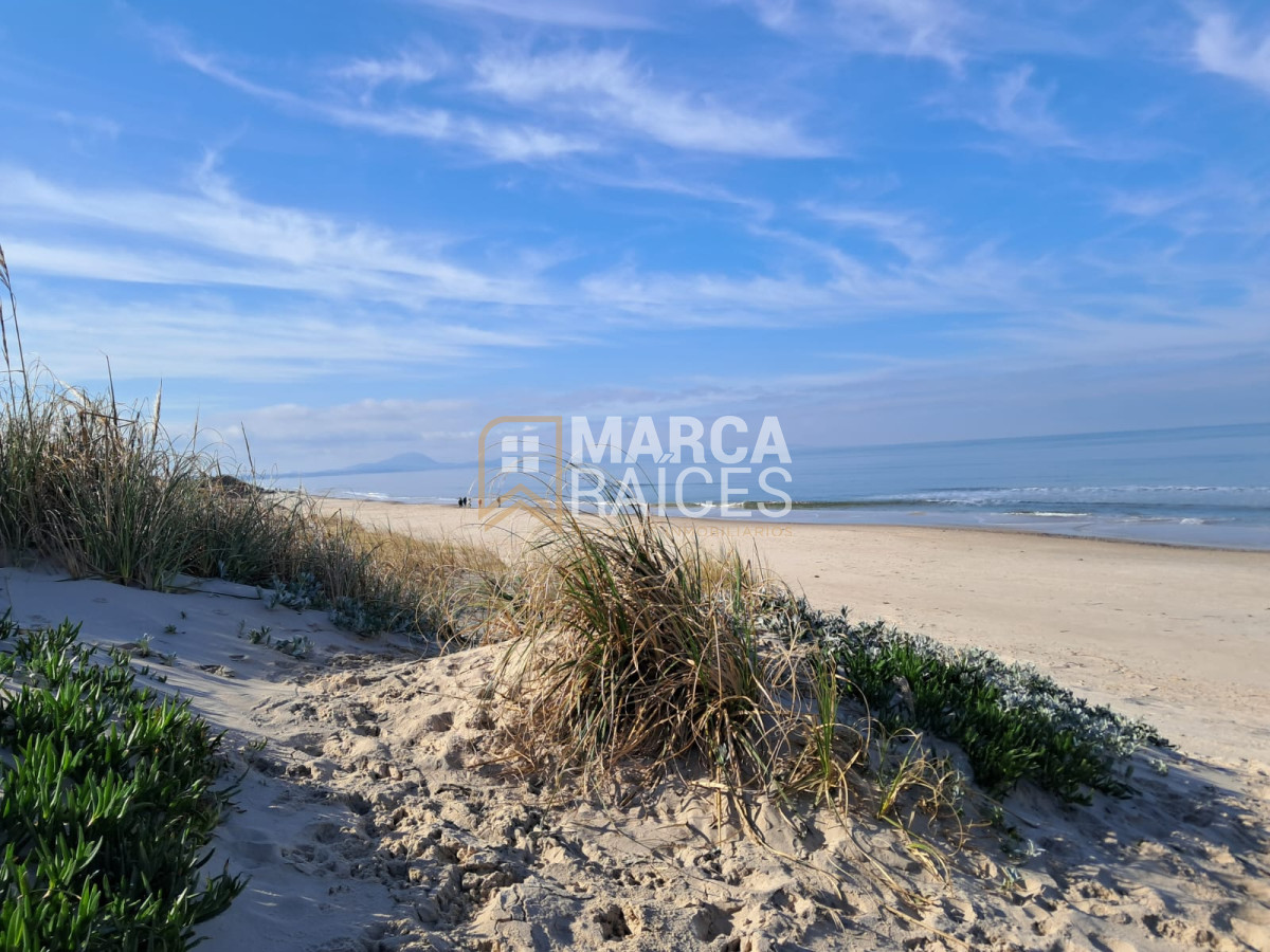 Casa ID.1598 - Oportunidad En Venta Balneario Santa Ana 2 casas en un Mismo Padrón a pasos de la playa