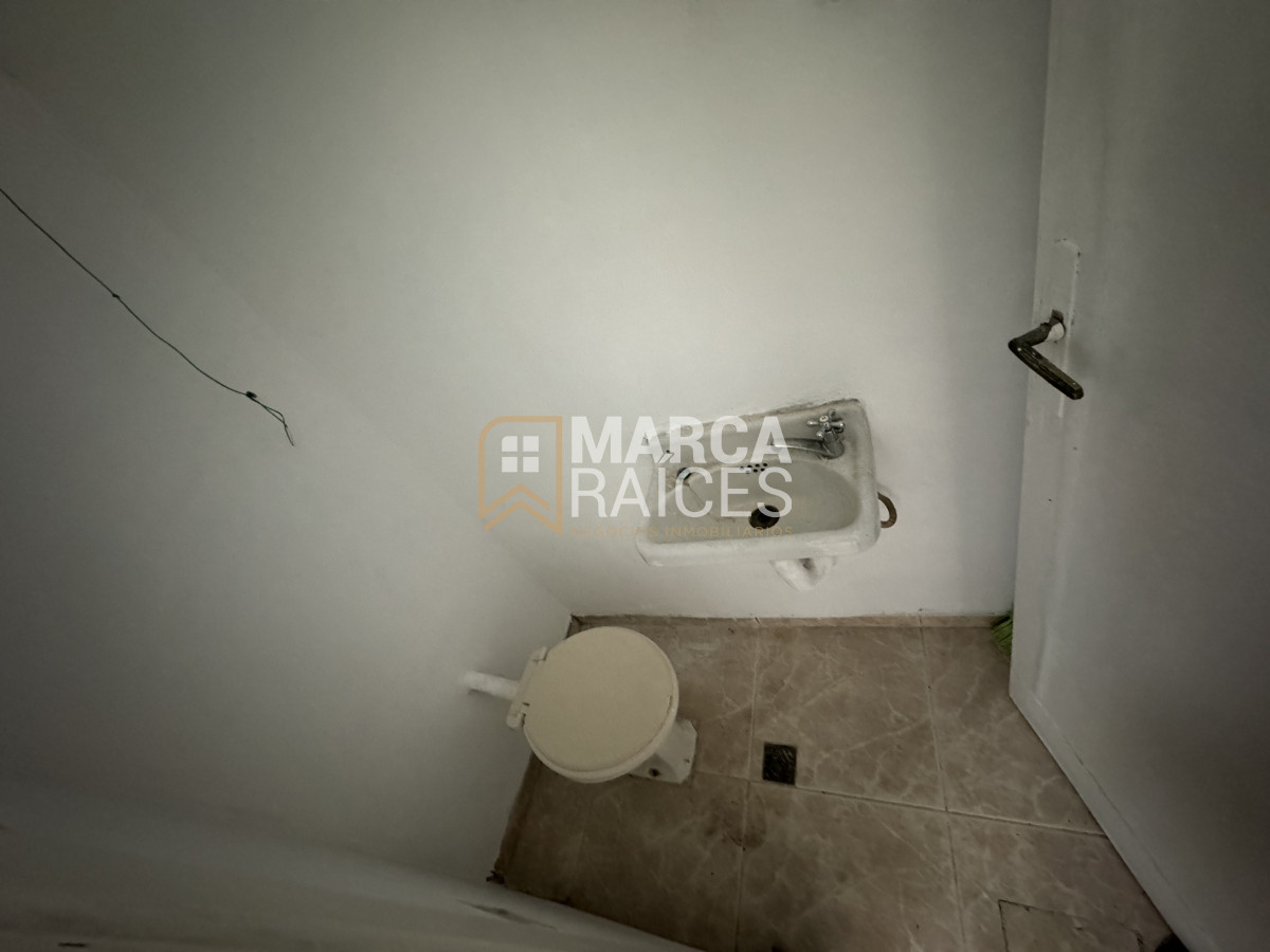 Casa ID.794 - Venta Casa 2 pisos 4 Dormitorios 2 Baños Garage Parque Rodo