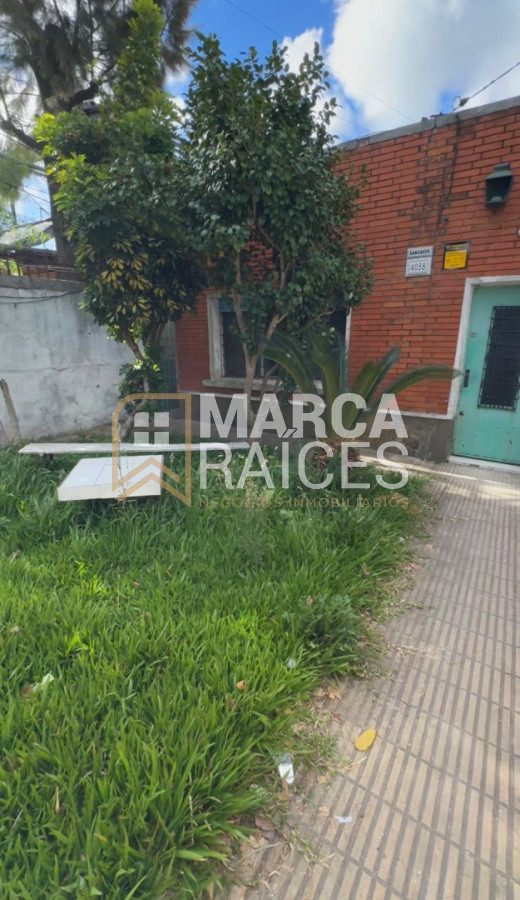 Casa ID.1931 - Alquiler Casa 3 Dormitorios 1 Baño Patio Las Acacias Montevideo