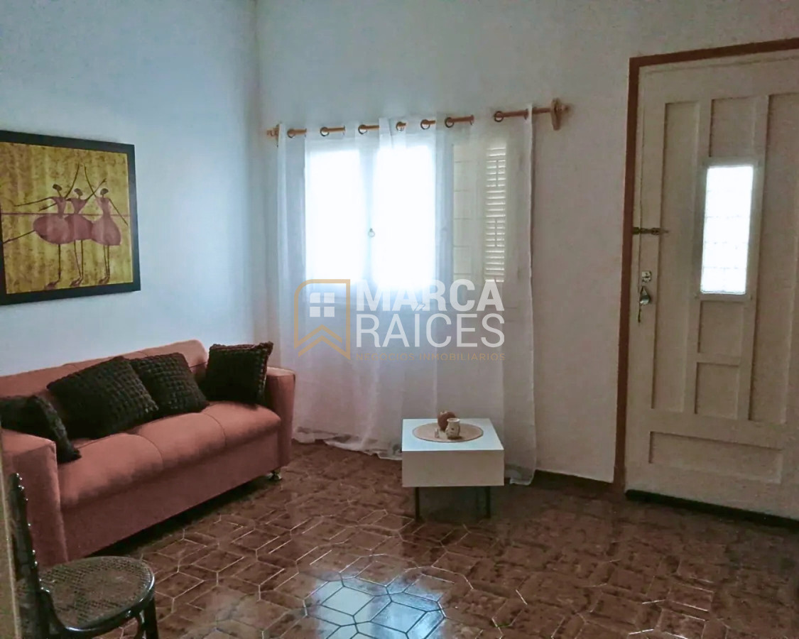 Casa ID.1726 - Venta Casa 4 Dormitorios 2 Baños Garage Patio Beldevere Montevideo