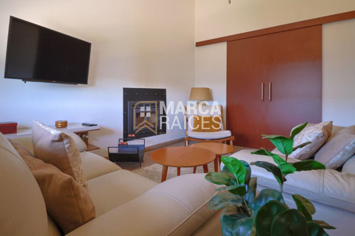 Casa ID.1705 - Casa Venta 3 Dormitorios 2 Baños Doble Garage Sur de Carrasco (San Jose de Carrasco)