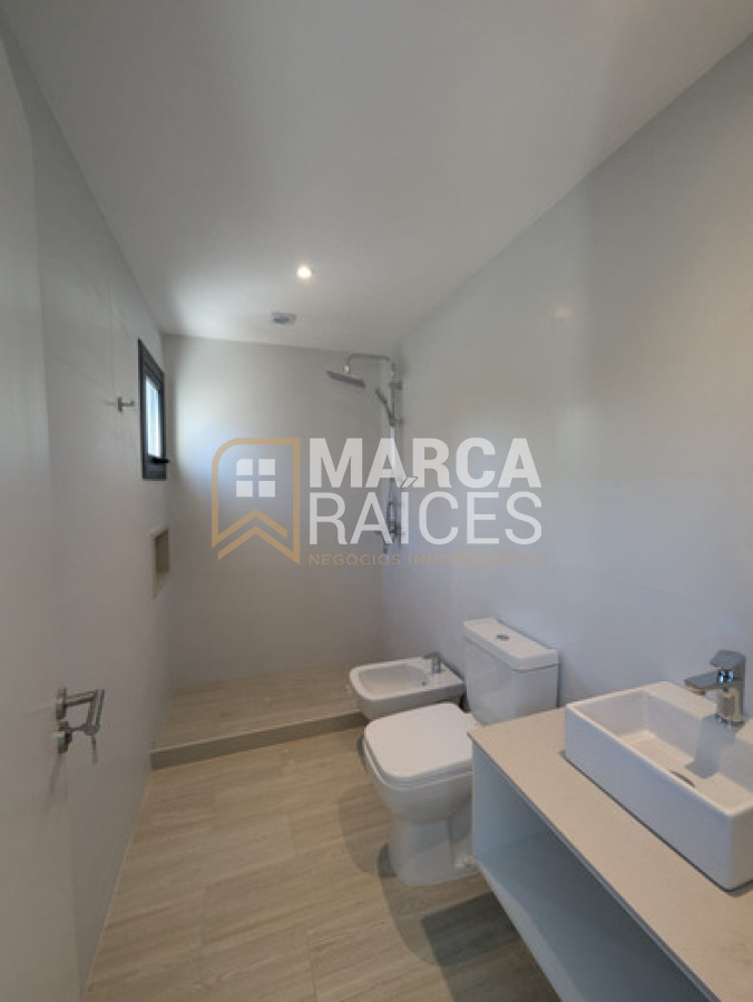 Casa ID.1661 - Alquiler Casa Comoda 3 dormitorios en condominio cerrado con seguridad Carrasco Montevideo