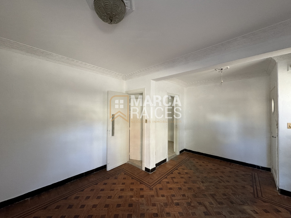 Casa ID.794 - Venta Casa 2 pisos 4 Dormitorios 2 Baños Garage Parque Rodo