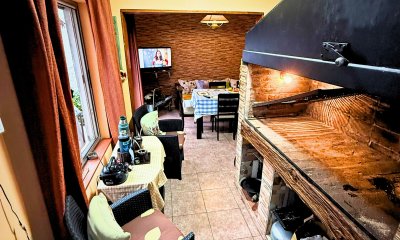 Venta Casa Solida Barbacoa Garage y 2 Apartamentos con Renta en Malvín Norte Montevideo