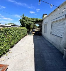 Venta Casa 3 Dormitorios en Terreno de 580 m² – Flor de Maroñas – Montevideo