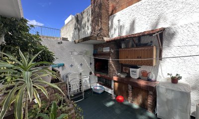 Venta Casa 4 Dormitorios 3 Baños Patio con Parrillero Parque Batlle Montevideo
