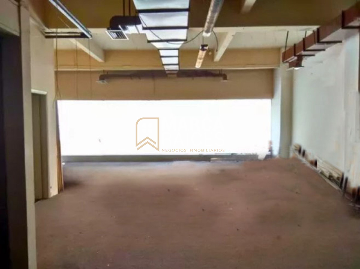 Local Comercial ID.2019 - Alquiler Local Comercial. Centro, Montevideo