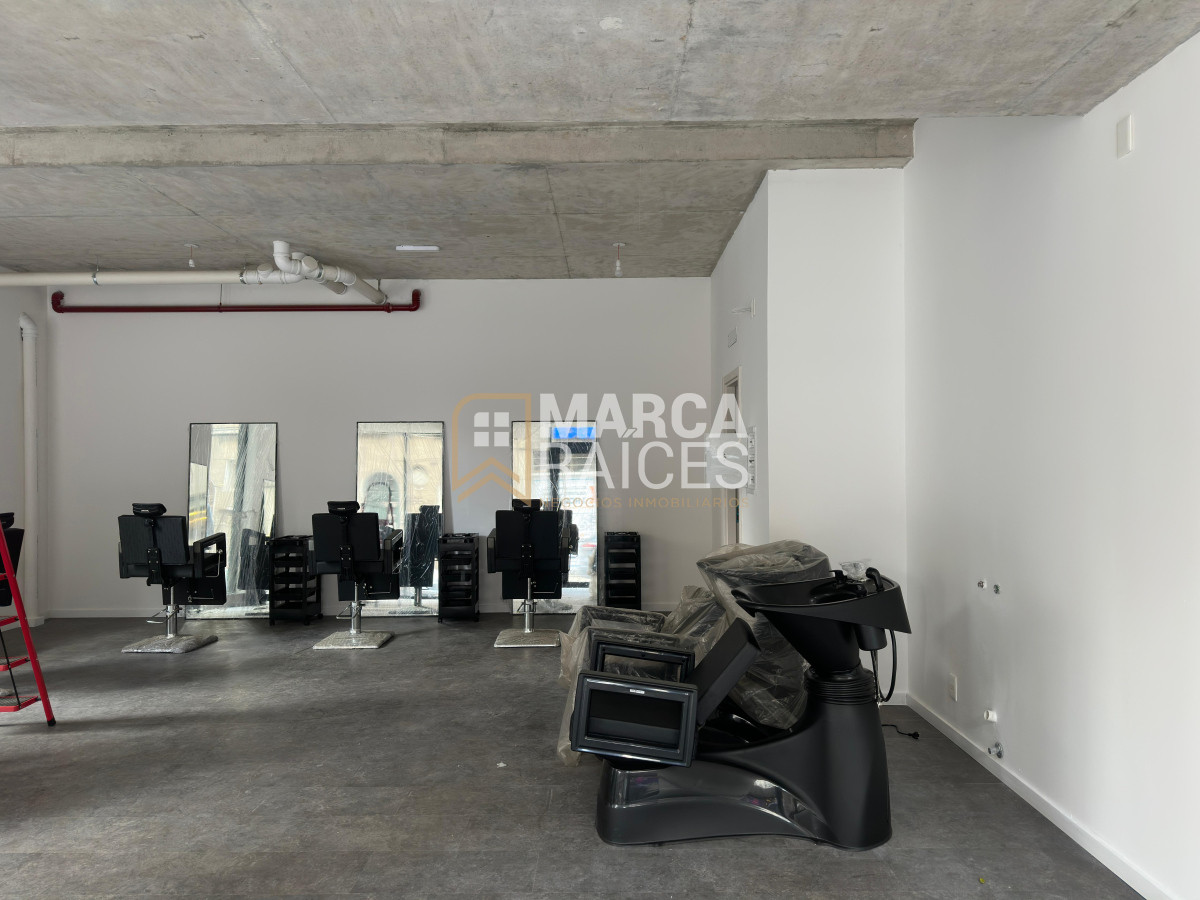 Local Comercial ID.1512 - Venta local comercial nuevo con excelente renta en Cordon Montevideo