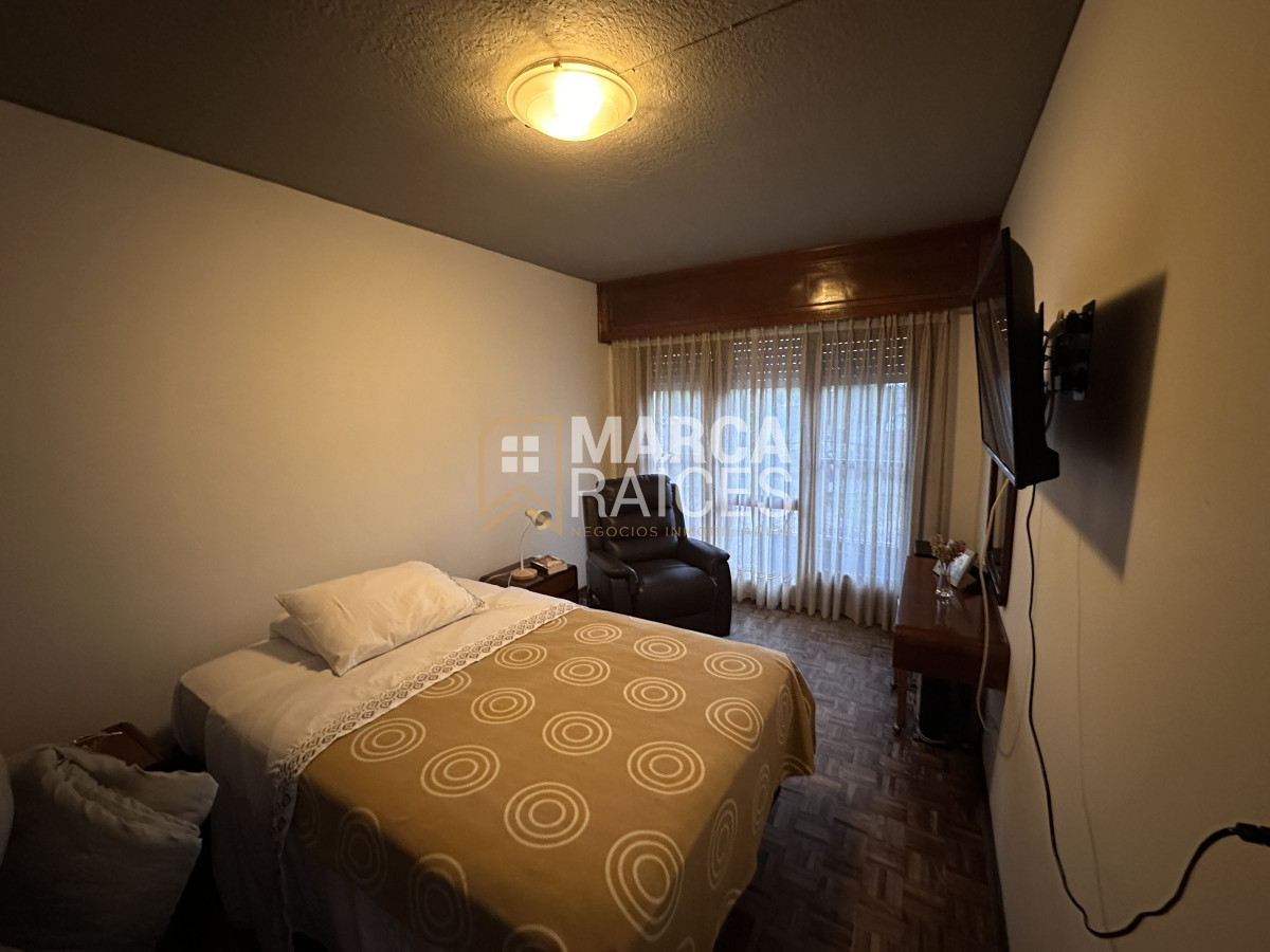 Local Comercial ID.1478 - Gran Oportunidad Venta Local + 2 casas + Depósito en esquina estratégica con Comercio Funcionando Paso de La Arena Montevideo