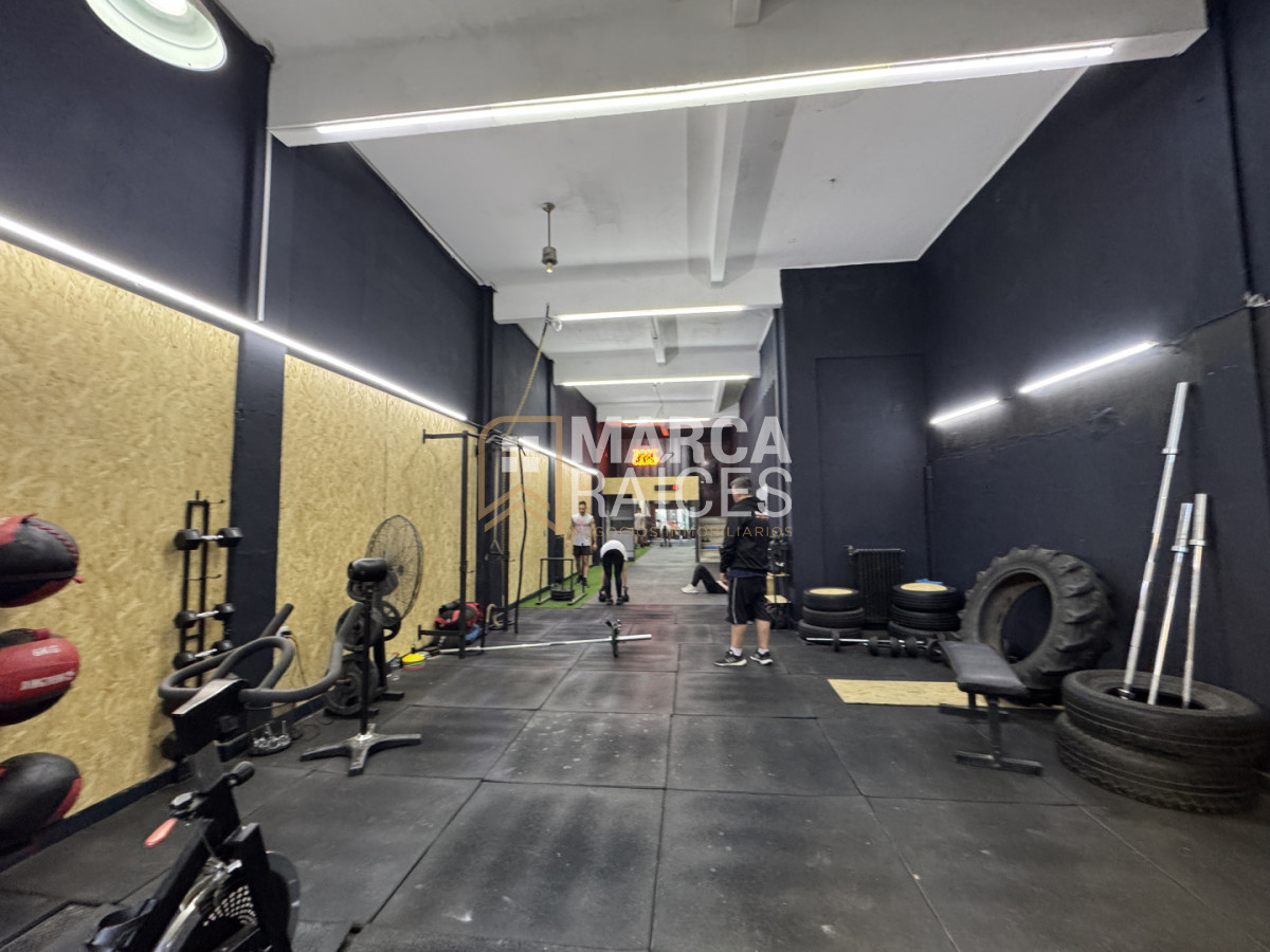 Local Comercial ID.2374 - Venta Local Comercial Actualmente Con Renta 90m2 Centro Montevideo