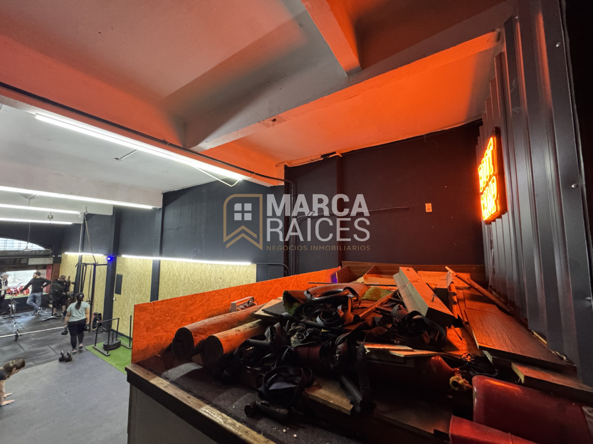 Local Comercial ID.2374 - Venta Local Comercial Actualmente Con Renta 90m2 Centro Montevideo