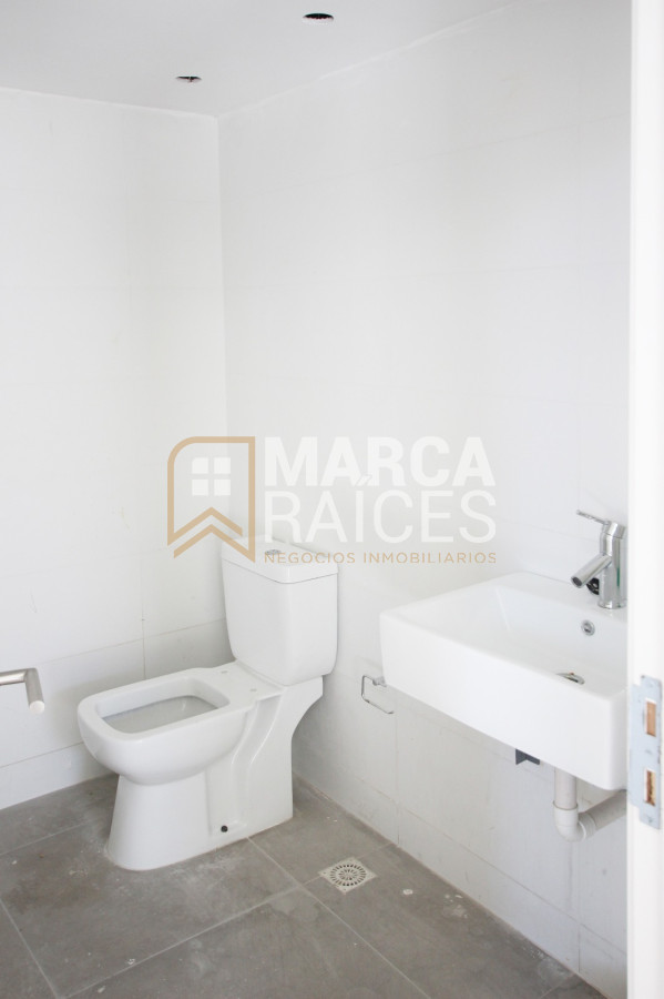 Local Comercial ID.1515 - Venta Local comercial nuevo con muy buena renta en Cordon Montevideo