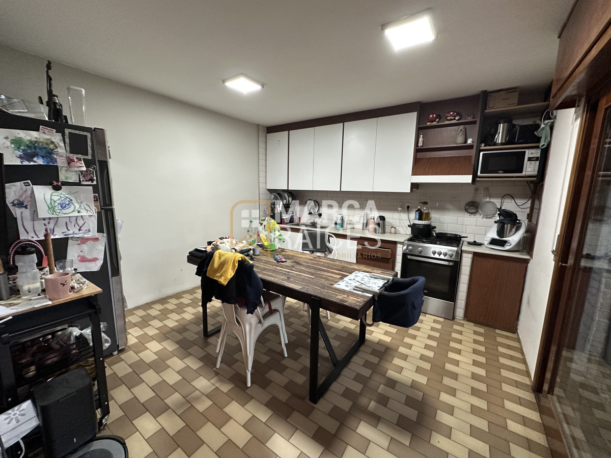 Local Comercial ID.1478 - Gran Oportunidad Venta Local + 2 casas + Depósito en esquina estratégica con Comercio Funcionando Paso de La Arena Montevideo