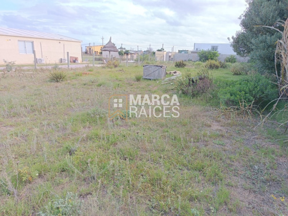 Terreno ID.1808 - Venta terreno 600m2 Punta Negra, Piriapolis. Cerca del mar