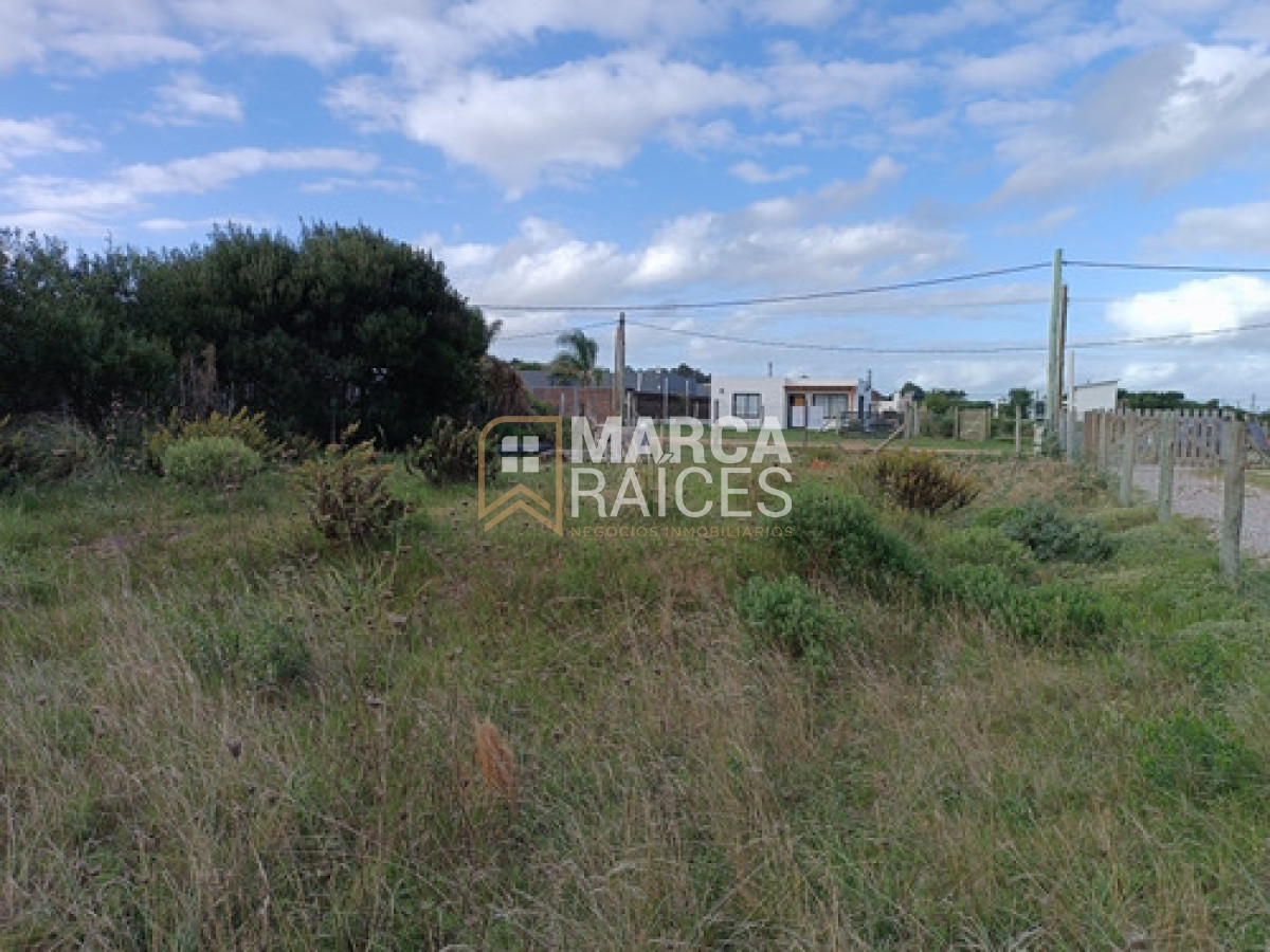 Terreno ID.1808 - Venta terreno 600m2 Punta Negra, Piriapolis. Cerca del mar