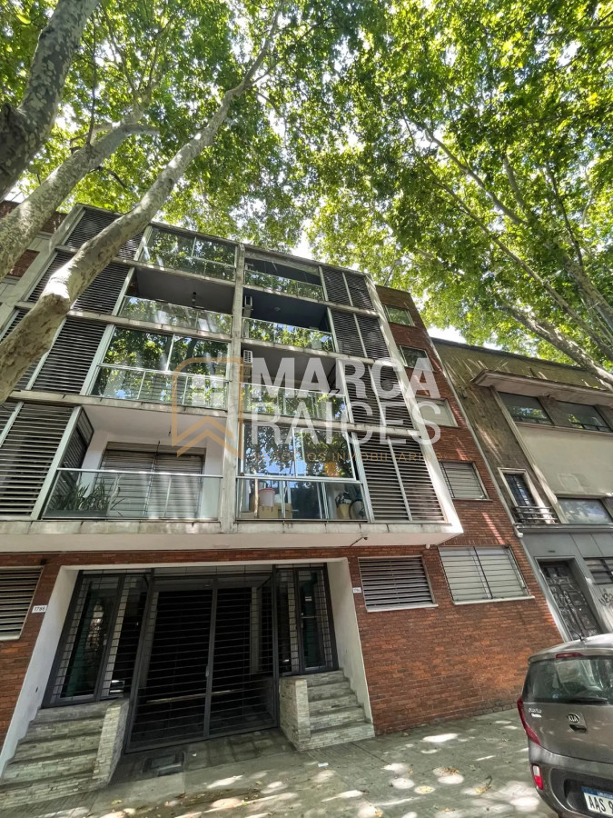 Apartamento ID.1474 - Alquilo apartamento de 1 dormitorio amueblado con cochera en Centro, Montevideo.