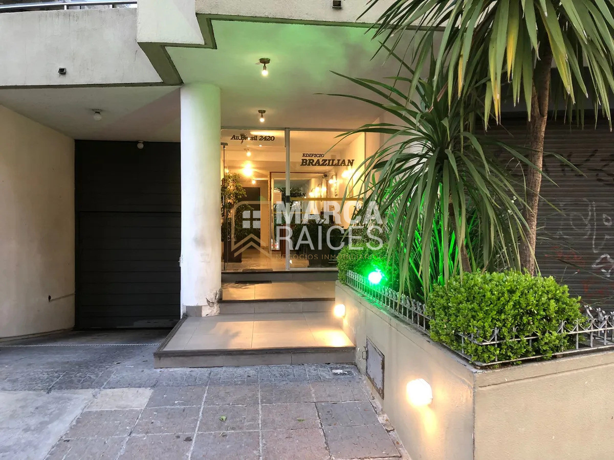 Apartamento ID.1778 - Alquiler Monoambiente con balcón. Pocitos, Montevideo