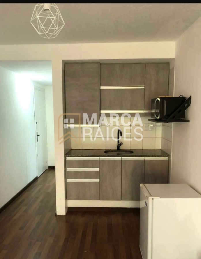 Apartamento ID.1778 - Alquiler Monoambiente con balcón. Pocitos, Montevideo