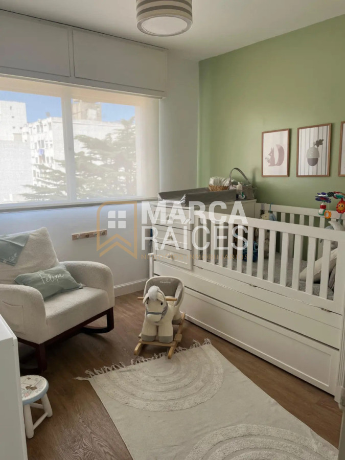 Apartamento ID.2021 - Alquiler Apartamento 2 Dormitorios 2 Baños Cochera Pocitos Montevideo