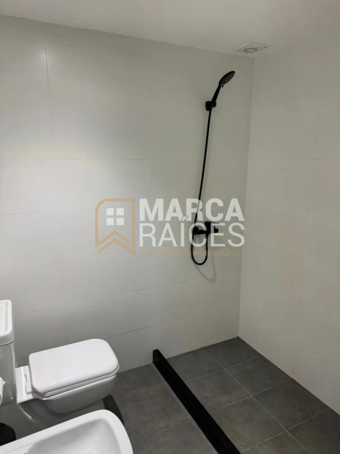Apartamento ID.2090 - Alquiler Apartamento 1 Dormitorio y medio Centro Montevideo