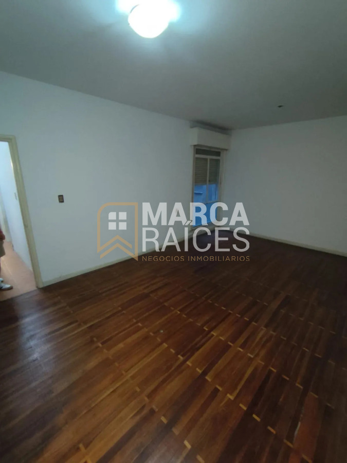 Apartamento ID.2067 - Alquiler Apartamento 3 Dormitorios Centro Montevideo